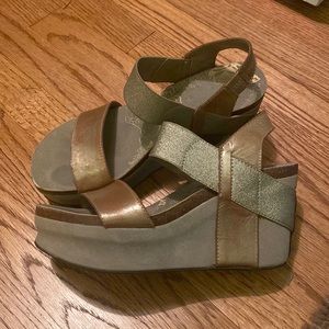 Gold OTBT Wedges